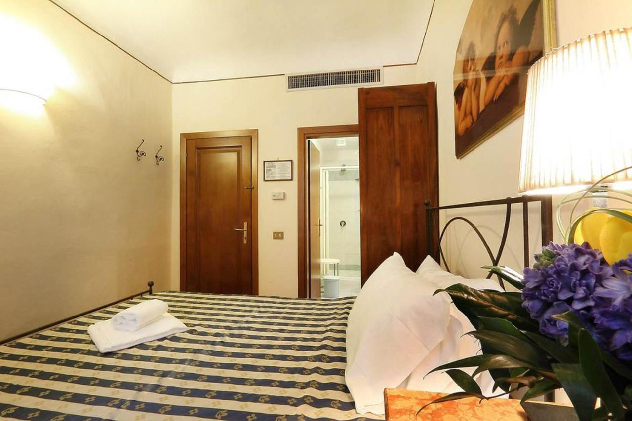 B&B Relais Il Campanile Флоренция Номер фото
